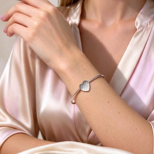 Bracelete Coração Diamantado Aço Prata